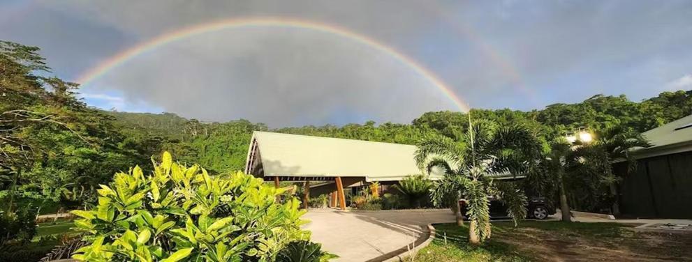Survivor Samoa Beach Resort Falelatai 외부 사진