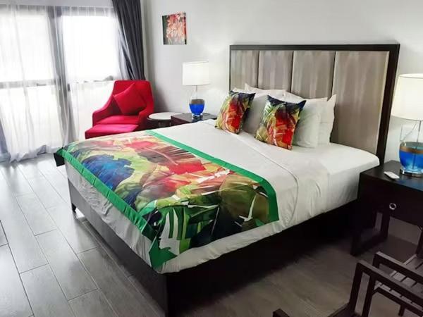 Survivor Samoa Beach Resort Falelatai 외부 사진