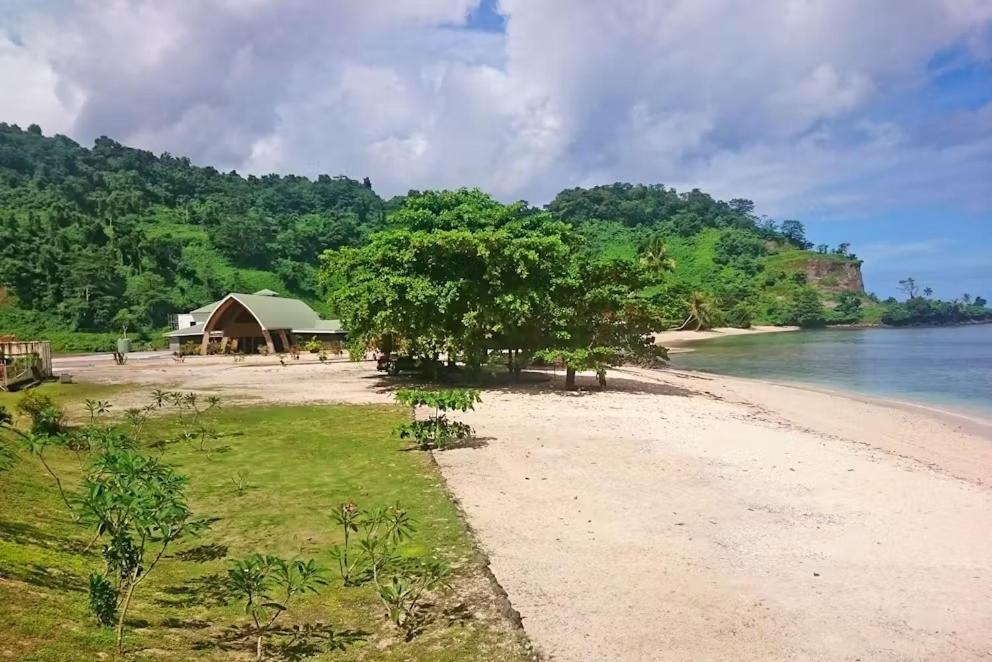 Survivor Samoa Beach Resort Falelatai 외부 사진
